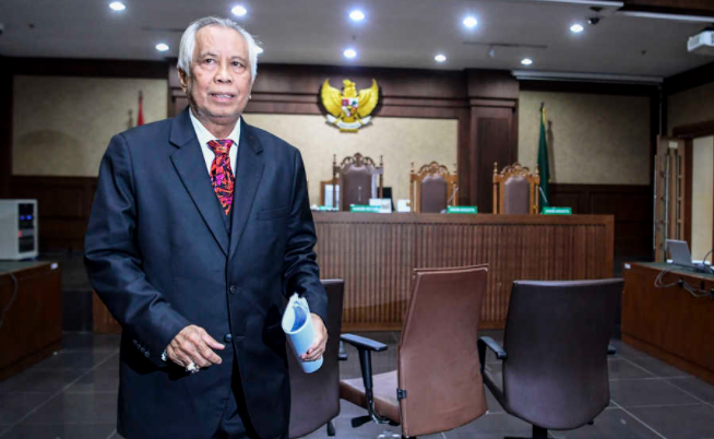 Ini Perjalanan Kasus OC Kaligis hingga Bebas setelah 10 Tahun Dipenjara